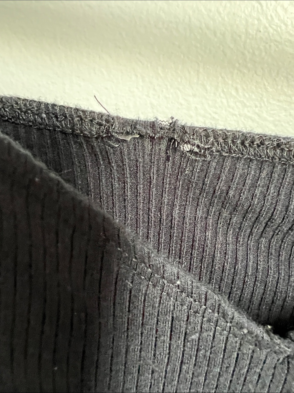 Abercrombie & Fitch | Black Puff-Sleeve Smocked Crop Top Minimalist Size XL - Picture 3 of 15
